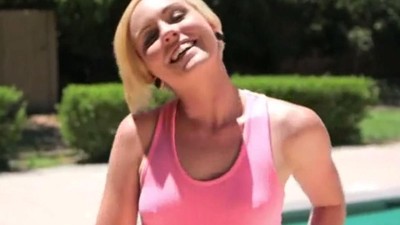 Брат сестра и подруга