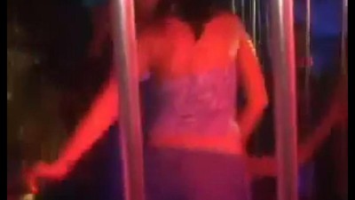 Блондинку раком