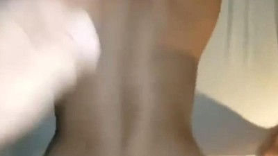 Трахает сестру