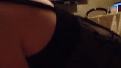 Сестра в комнаты