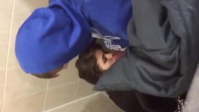 Порно трахнул подругу