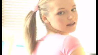 Порно с официанткой