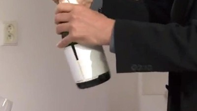 Школьнице дают в зад