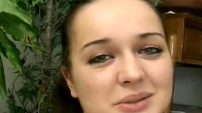 Брат трахает сестру видео секс