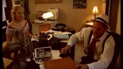 Заставил мать трахаться